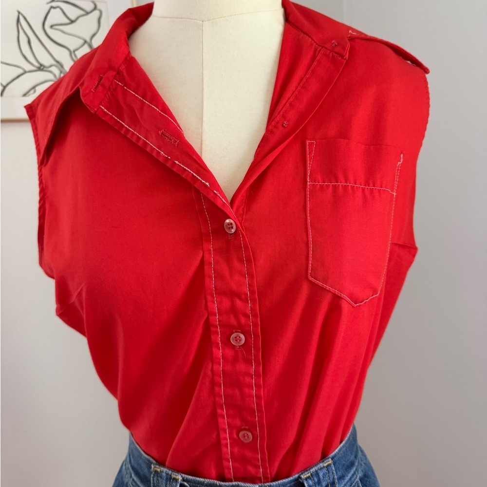 Vintage Red Sleeveless Button-Up Top
